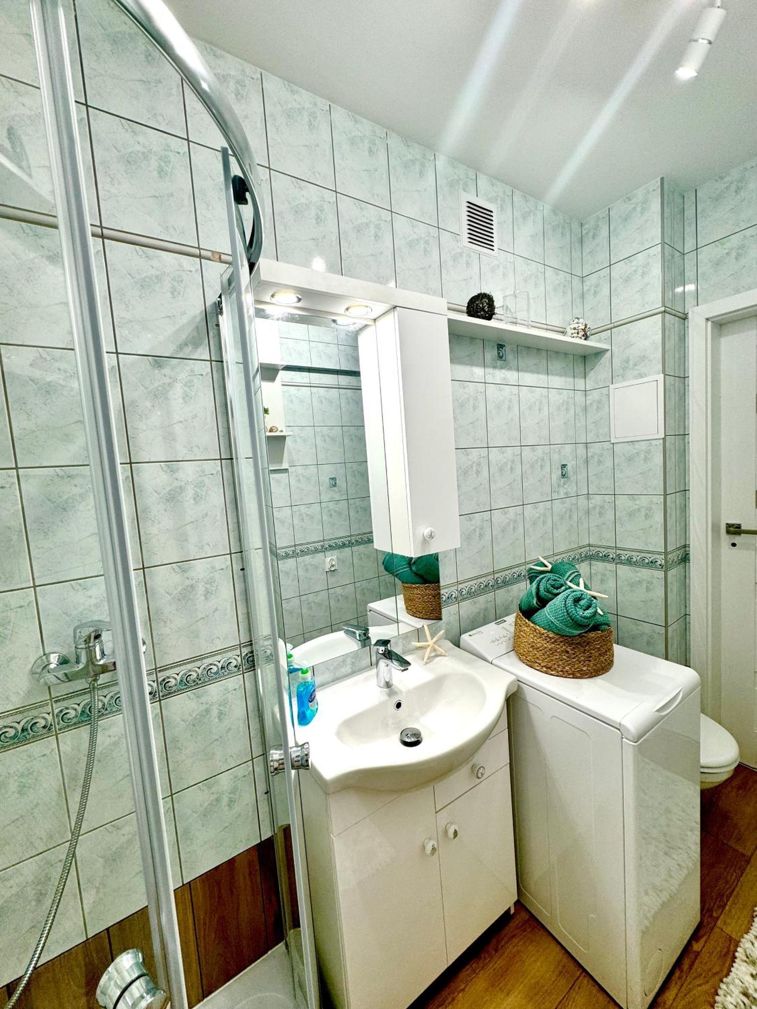 Viridi Apartment Radomierz Bagian luar foto